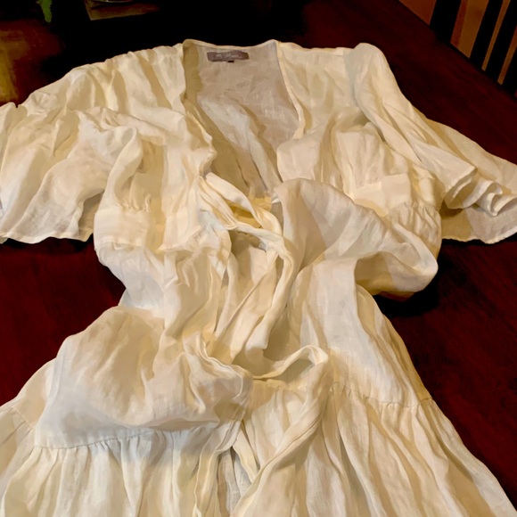 Brand name 100%Linen white stunning open in front dress/ cover up.New condition